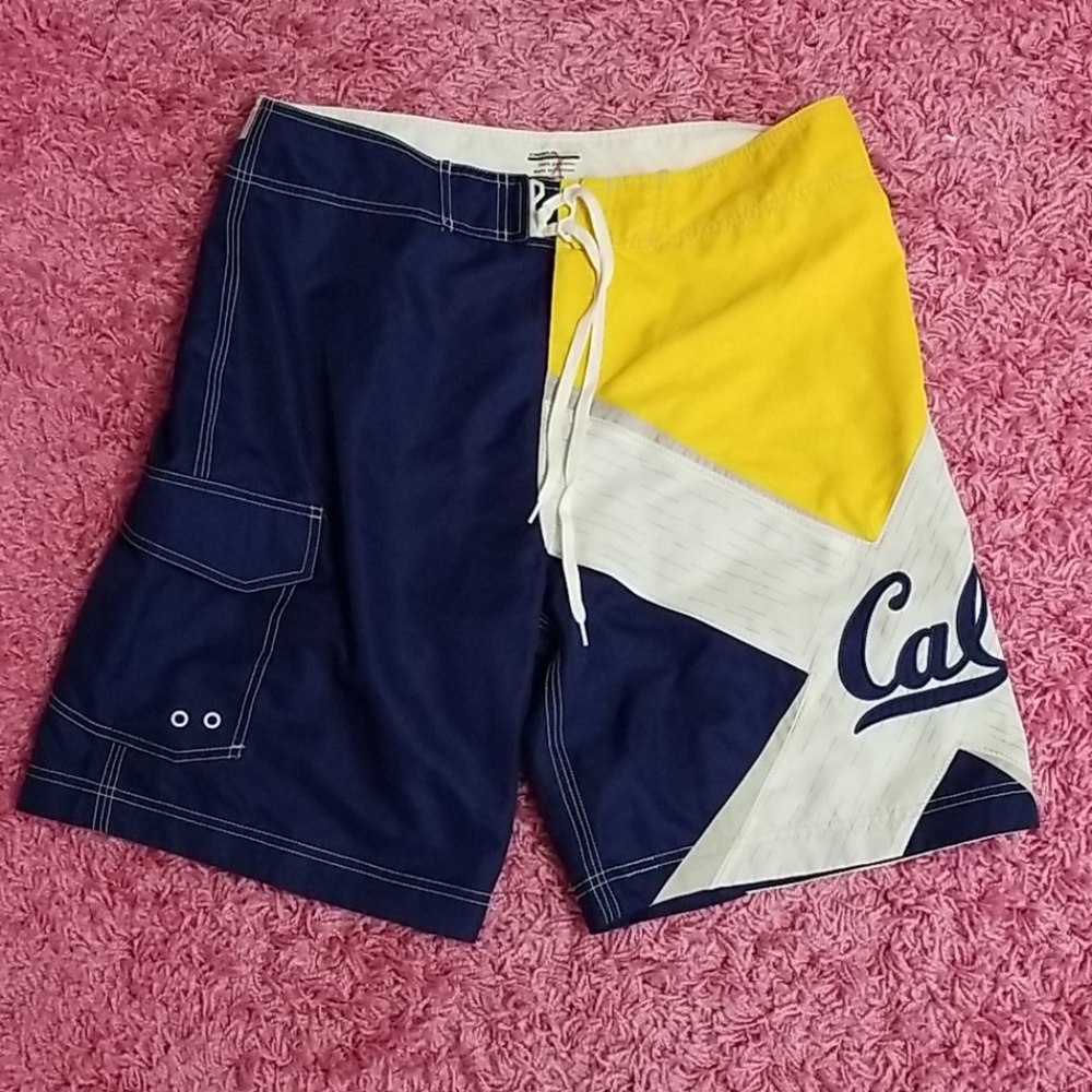 NWOT Cal Berkeley Swim Trunks w/ large pocket